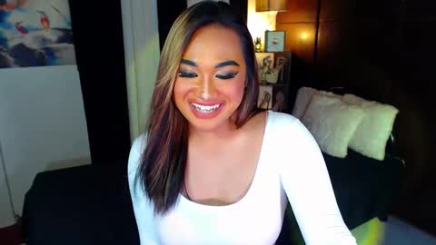 OLIVIA online show from December 8, 2024, 2:28 am