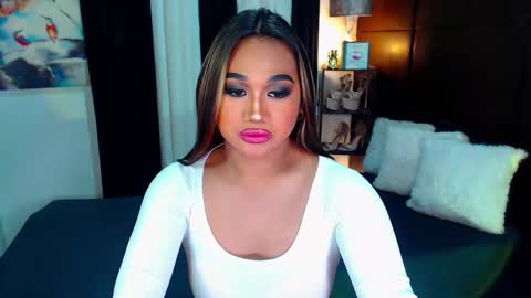 OLIVIA online show from December 20, 2024, 5:51 pm