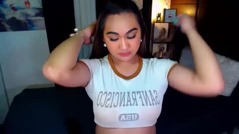 OLIVIA online show from December 23, 2024, 2:24 am