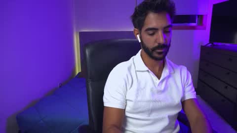 xxxhabibi online show from October 14, 2025, 3:24 pm
