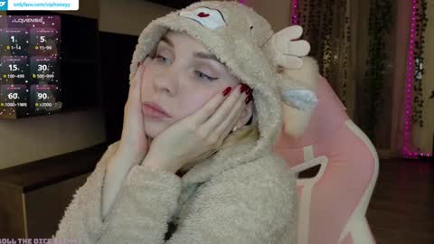 Snapshot of xxxhoneyxx chatting on November 8, 2025, 10:41 pm Onlyfanz online show from November 8, 2025, 10:41 pm