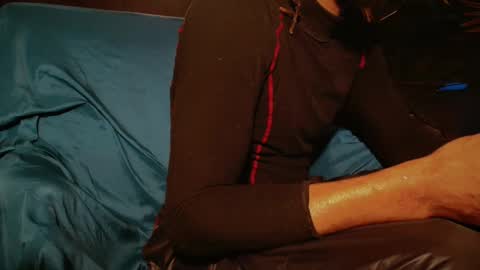 xxxjrstrokesxxx online show from April 10, 2026, 5:28 pm