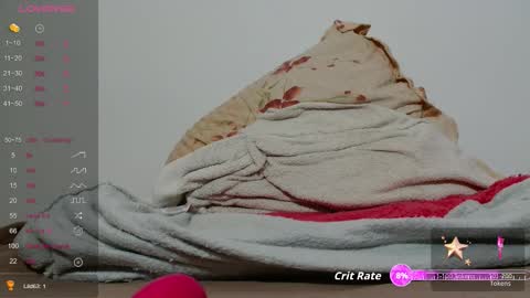 Lola online show from November 27, 2025, 7:49 pm