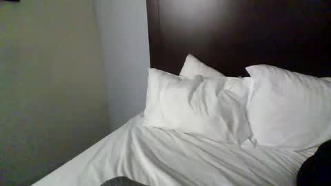 Snapshot of xxxmistymoansxxx chatting on December 18, 2024, 6:32 am Misti online show from December 18, 2024, 6:32 am