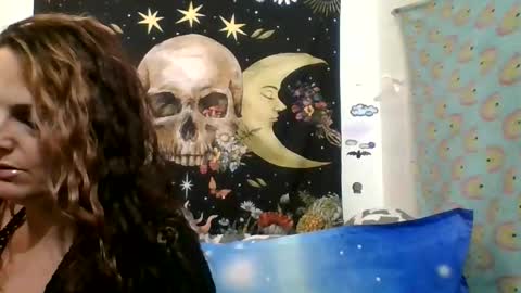 Snapshot of xxxmistymoansxxx chatting on September 19, 2025, 11:00 am Misti online show from September 19, 2025, 11:00 am