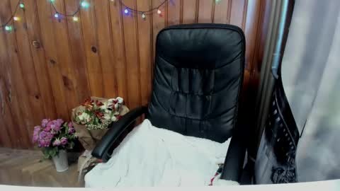 Snapshot of xxxnewlywedsxxx chatting on February 23, 2025, 6:28 am Lana online show from February 23, 2025, 6:28 am