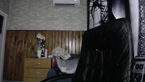 Snapshot of xxxnewlywedsxxx chatting on April 21, 2026, 7:50 pm Lana online show from April 21, 2026, 7:50 pm