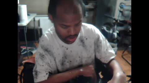 xxxonwheelz online show from October 9, 2025, 4:43 am