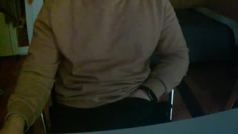 xxxsomethings online show from November 23, 2025, 10:09 pm