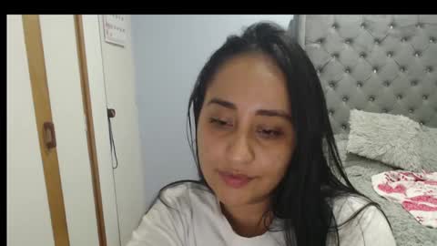 Snapshot of xxxvenus888 chatting on March 7, 2025, 2:15 am Lunhaa   online show from March 7, 2025, 2:15 am