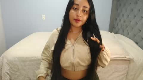 Snapshot of xxxvenus888 chatting on October 1, 2025, 9:48 am Lunhaa   online show from October 1, 2025, 9:48 am