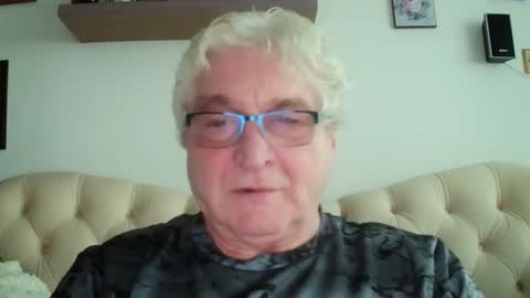 Snapshot of xxxxpeter55 chatting on February 13, 2026, 9:49 am xxxxpeter55 online show from February 13, 2026, 9:49 am