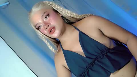 Snapshot of xxyoursexyfuckingass chatting on November 7, 2025, 8:47 am ANNE online show from November 7, 2025, 8:47 am