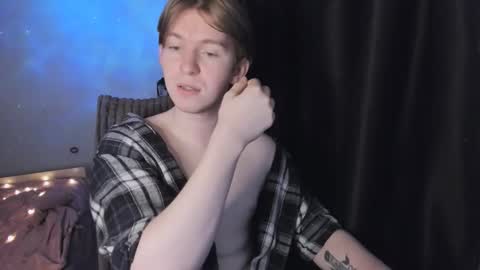 Snapshot of y0ursteve chatting on December 3, 2025, 8:45 am y0ursteve online show from December 3, 2025, 8:45 am