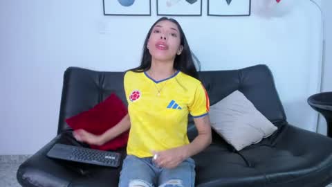 Snapshot of yake_elizabeth chatting on June 27, 2026, 8:36 pm yake elizabeth online show from June 27, 2026, 8:36 pm