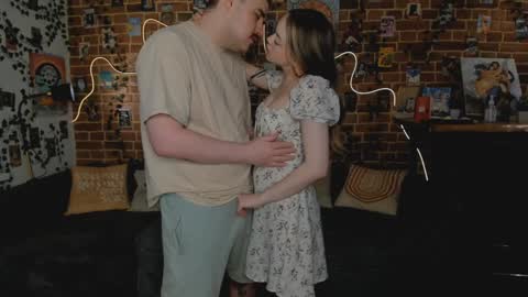 Snapshot of yami_yami_yami chatting on January 24, 2025, 5:21 pm Mia and Andry  online show from January 24, 2025, 5:21 pm