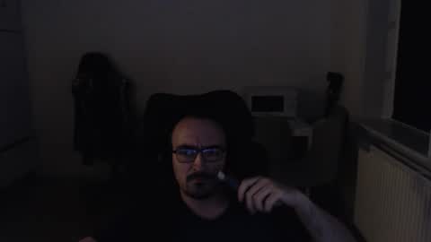 Snapshot of yamillamal157 chatting on November 11, 2025, 9:37 pm YamilLamal online show from November 11, 2025, 9:37 pm