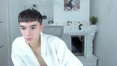 Snapshot of yamitwink chatting on October 30, 2025, 8:31 pm yamitwink online show from October 30, 2025, 8:31 pm