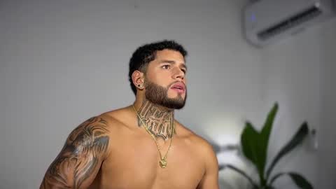 yamp sambrano online show from October 31, 2025, 9:27 pm