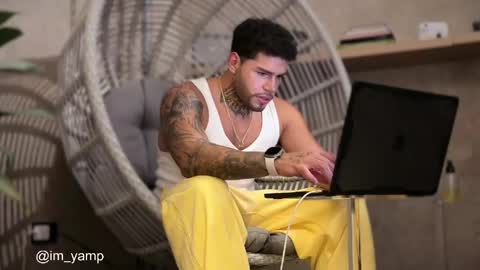Snapshot of yamp_bigcock chatting on May 2, 2026, 3:00 am yamp sambrano online show from May 2, 2026, 3:00 am
