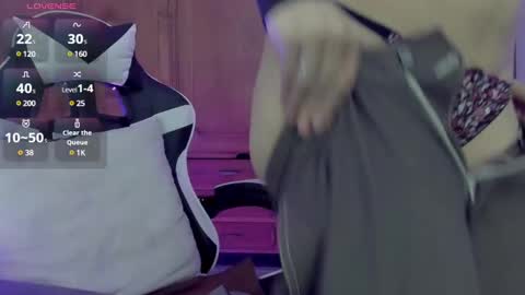 Snapshot of yan_nyan chatting on December 15, 2024, 4:51 am yan_nyan online show from December 15, 2024, 4:51 am