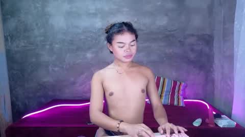 Snapshot of yanna_cassanova chatting on May 24, 2026, 12:32 pm yanna_cassanova online show from May 24, 2026, 12:32 pm