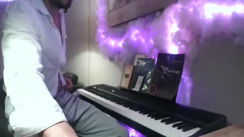 yannsolo8106 online show from October 27, 2025, 5:39 pm