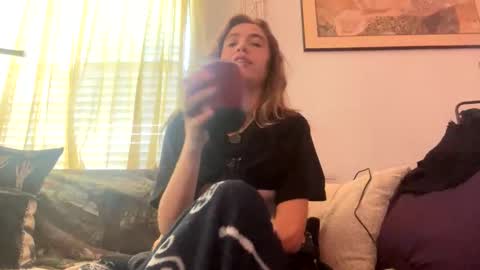 Snapshot of yanyanpixie chatting on November 5, 2025, 3:23 pm yanyanpixie online show from November 5, 2025, 3:23 pm