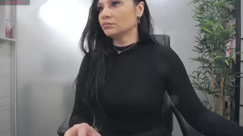 Yara online show from January 8, 2026, 4:59 am