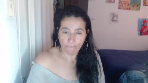 Snapshot of yasmin_love85 chatting on February 11, 2026, 2:11 pm yasmin_love85 online show from February 11, 2026, 2:11 pm