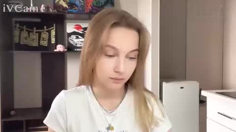 yasmina online show from May 12, 2026, 12:24 pm