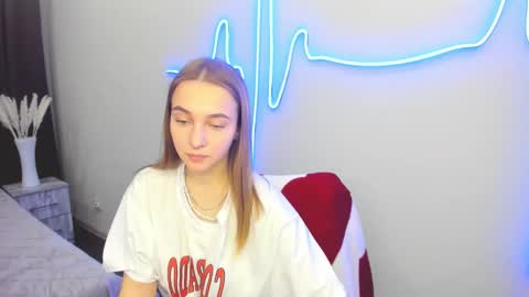 Snapshot of yasminasage chatting on March 10, 2025, 2:59 pm Yasmina online show from March 10, 2025, 2:59 pm