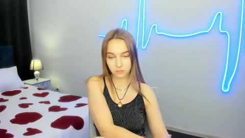 Snapshot of yasminasage chatting on October 18, 2025, 6:41 pm Yasmina online show from October 18, 2025, 6:41 pm