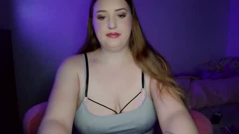 Snapshot of yasmindoll98 chatting on February 24, 2026, 12:19 am yasmindoll98 online show from February 24, 2026, 12:19 am