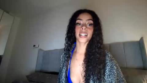 yasmingarcia online show from November 24, 2025, 2:06 pm