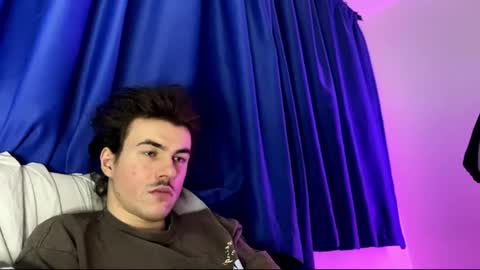 yayay333 online show from February 26, 2026, 7:13 pm