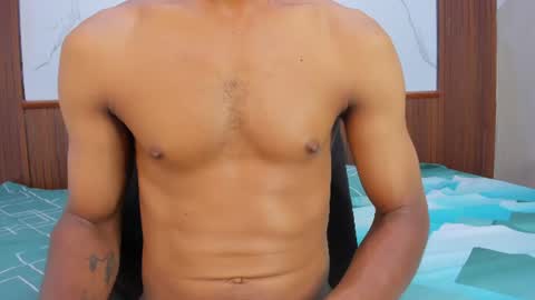 yayi_and_derek online show from July 2, 2026, 11:16 am