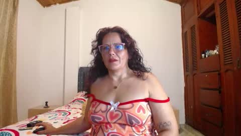 Snapshot of yazmin_mature chatting on November 14, 2025, 12:31 am Jasmin online show from November 14, 2025, 12:31 am