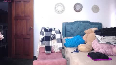Snapshot of yazmin_mature chatting on July 16, 2026, 5:41 pm Jasmin online show from July 16, 2026, 5:41 pm