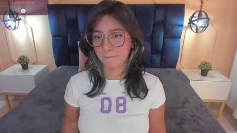 Snapshot of yazmin_rouse chatting on February 27, 2025, 2:10 pm Yazmin online show from February 27, 2025, 2:10 pm