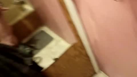 ychey2k8 online show from October 25, 2025, 10:34 am