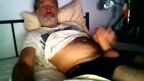yeah_baby6988 online show from July 30, 2026, 12:37 pm