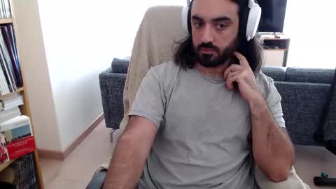 yeeaahoo online show from November 28, 2025, 11:46 am