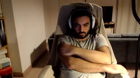 yeeaahoo online show from February 16, 2026, 7:43 pm