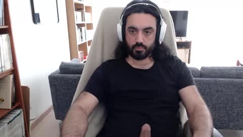 yeeaahoo online show from March 8, 2026, 12:42 pm