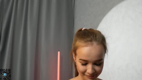 Snapshot of yeepshyy chatting on February 6, 2025, 10:10 pm Kate online show from February 6, 2025, 10:10 pm