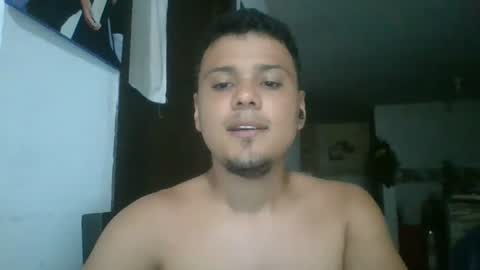 Snapshot of yeiko_44 chatting on July 16, 2026, 11:55 pm Yeiko online show from July 16, 2026, 11:55 pm