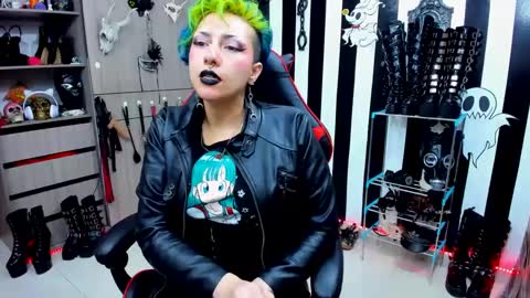 Snapshot of yelena_bondaje chatting on December 20, 2024, 11:58 pm Yelena online show from December 20, 2024, 11:58 pm