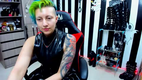 Snapshot of yelena_bondaje chatting on January 13, 2025, 9:31 pm Yelena online show from January 13, 2025, 9:31 pm