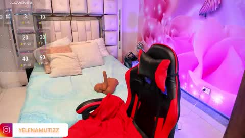 Snapshot of yelena_mutiz chatting on November 15, 2025, 1:40 pm yelena online show from November 15, 2025, 1:40 pm